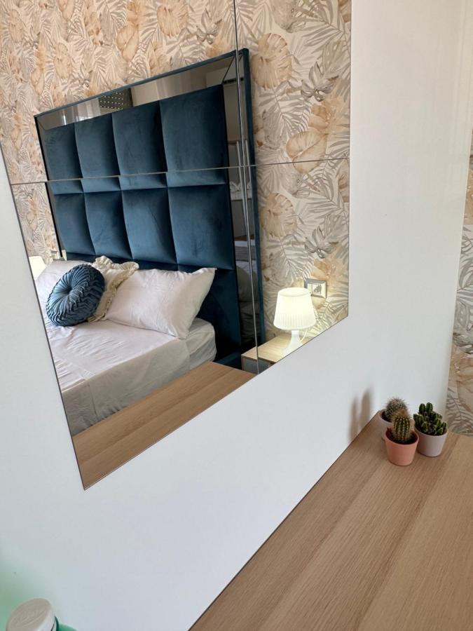 Airport Seaview Rooms Neapel Exteriör bild